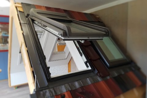 ROTO und VELUX Dachfenster direkt zum anfassen und testen.